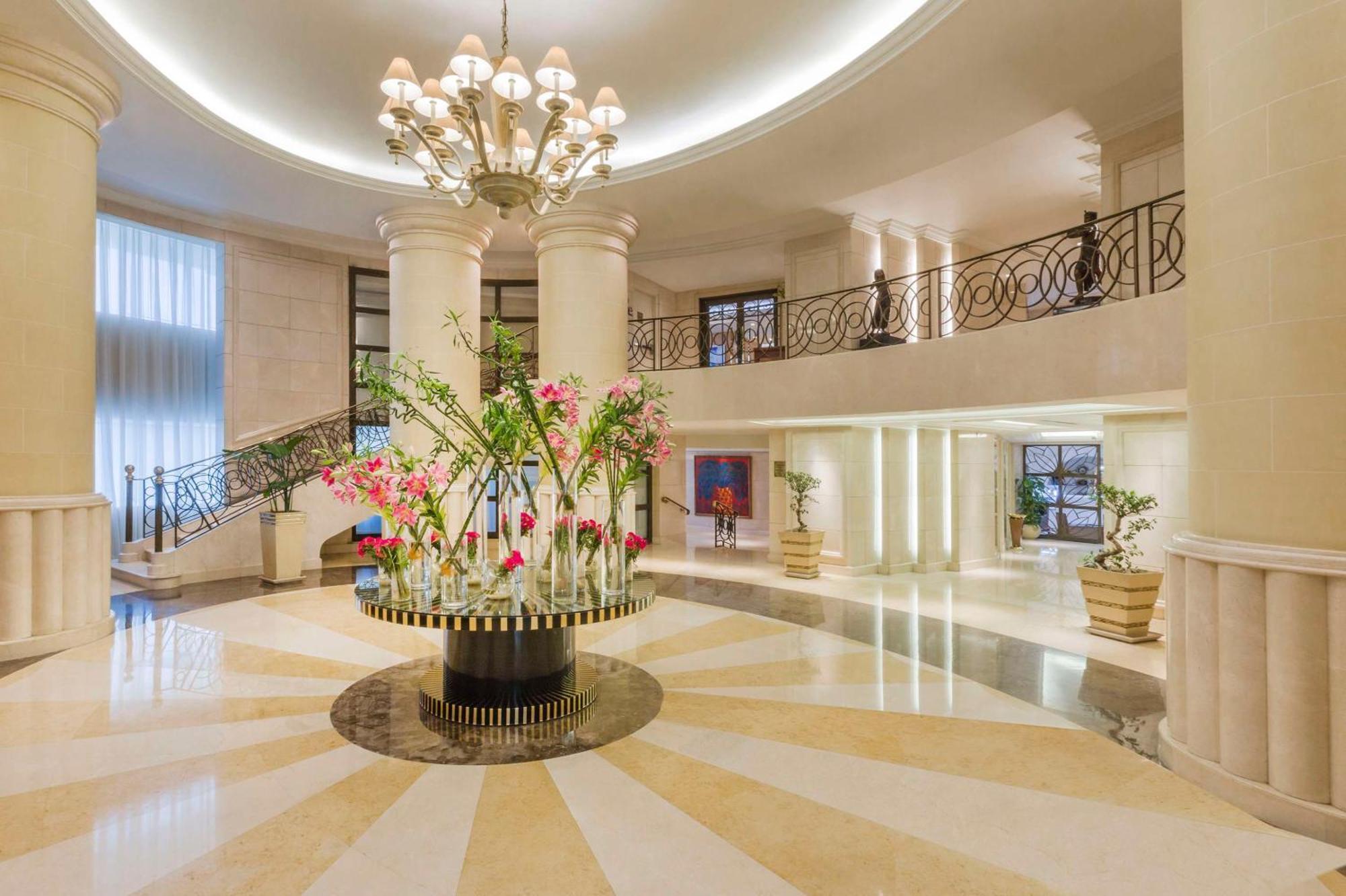 Kempinski Nile Hotel, Hotel Cairo