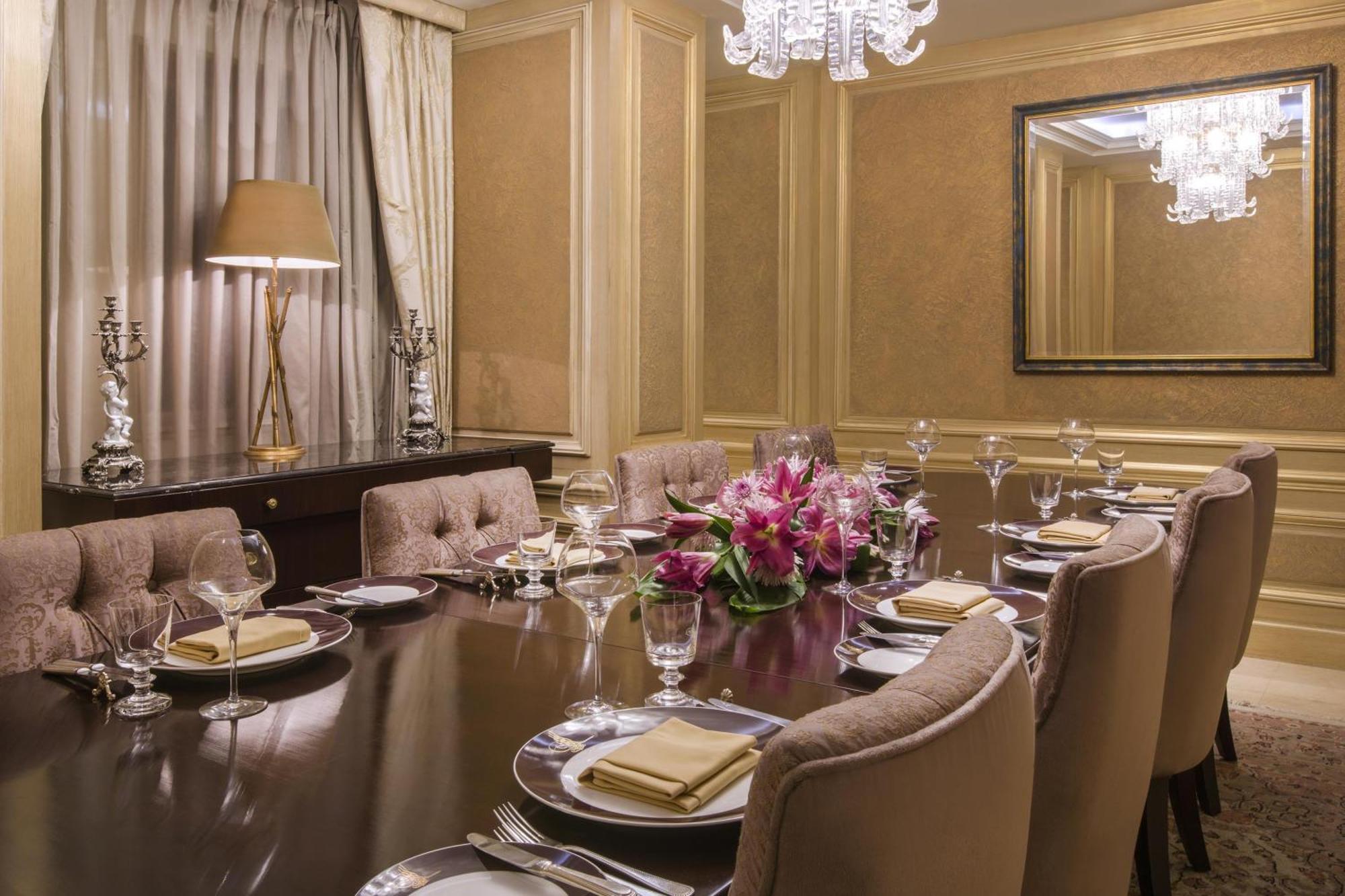 Готель Kempinski Nile Hotel,