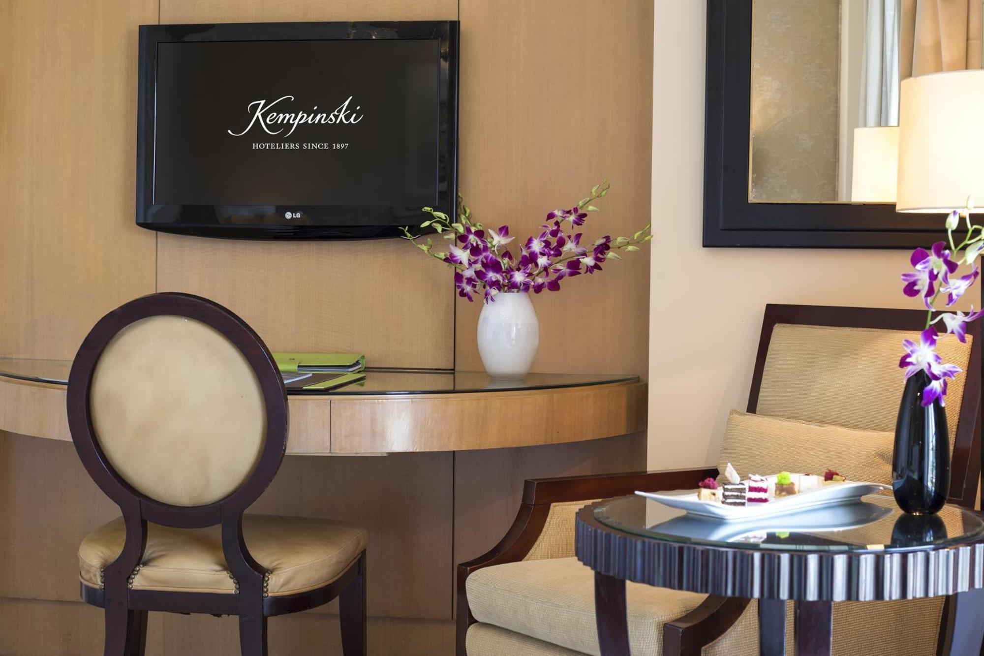 Готель Kempinski Nile Hotel, 5*