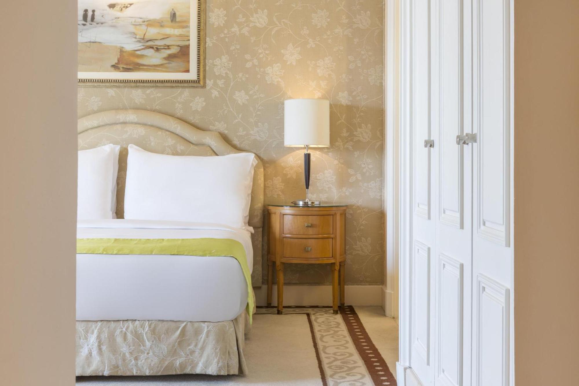 Готель Kempinski Nile Hotel, Каїр